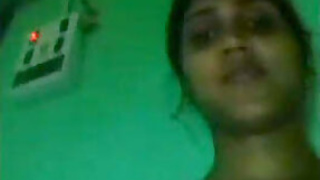 Desi Indian girl fingering on her wet pussy