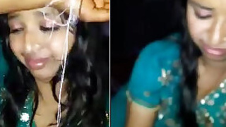 Beautiful desi girl fill her exposed pussy