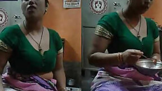 auntie tits in saree