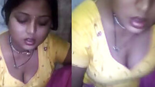 Beautiful girl eating milky chapathi cleavage show