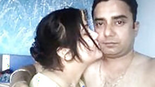 desi couples hot boob show