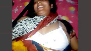 Desi Bhabhi fucked at night