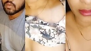 Desi Bhabhi quick fun on cam video MMS to leak cum