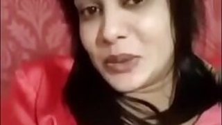 Indian desi girl on cam with pussy