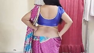 Desi bhabi hot dance