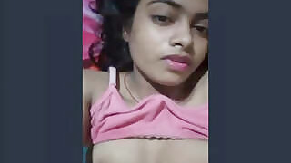 Desi Indian girl shows her tits and pussy