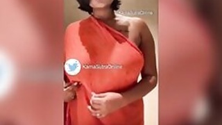 Trending Oasi Das boob show clips online