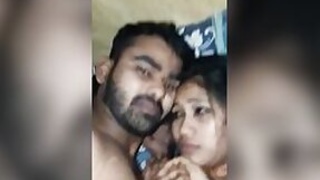 Hindi couple sex videos with audio in Hindi