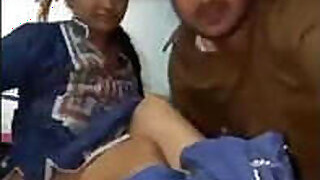 Pakistani girl is happy to get her pussy blasted for real