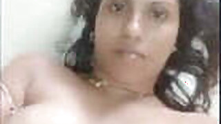 Sexy Bhabhi showing her tits