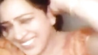 Hot Indian aunt sex video absorbs shomel like a pro