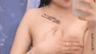 Desi Randi Yasnit Kaur Topless Hides Her Nipples