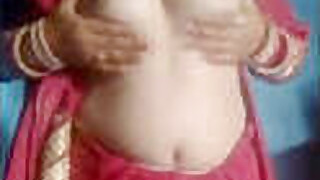 Desi Bhabhi shows her breasts