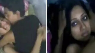 Desi virgin losing her virginity to Indian lover