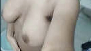 Desi Girl Shows Her Naked Body Clips