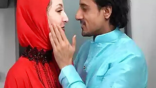 Lover fucks a whore in hijabi in front of her husband