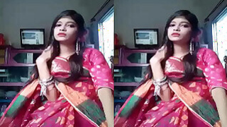 Pretty Indian Girl Changing clothes