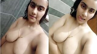 Pretty Indian Girl Takes Her Finger Selfie