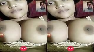 Pretty Girl Shows Her Big Boobs On Video Call